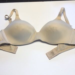 Ambrielle bra NWT